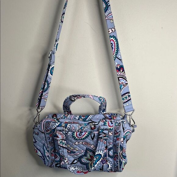 Vera Bradley Makani Paisley NWOT - Picture 2 of 6